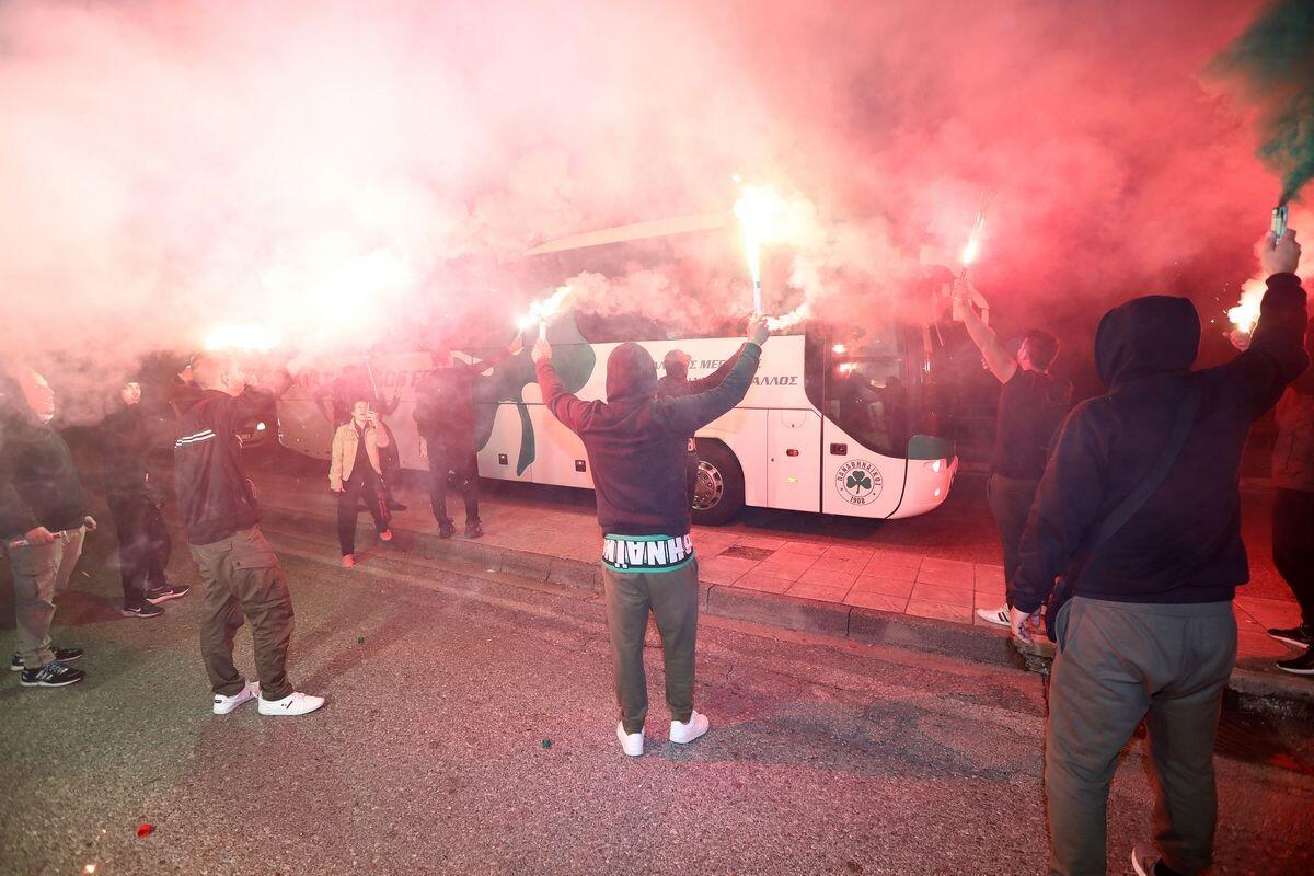 Αποθέωσαν την αποστολή οι Παναθηναϊκοί! (ΦΩΤΟΣ) thumb