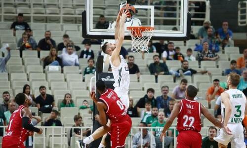 Παναθηναϊκός-Αρμάνι 64-77: Του έδειξε πόσο δρόμο έχει μπροστά του thumb
