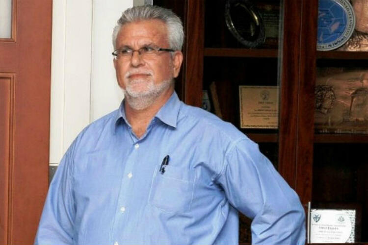Καυστικές δηλώσεις από τον Πάπουτσο: «Η αποχή ας γίνει για 2-3 εβδομάδες...» thumb