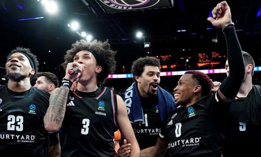 Σήκωσε την κούπα του Eurocup και εξασφάλισε το εισιτήριο για την Ευρωλίγκα η Παρί! thumb