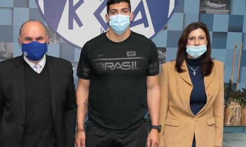 ΚΟΑ: Επιβράβευσε τον Παρασκευά Μπατζάβαλη  με το σχέδιο υποτροφιών thumb