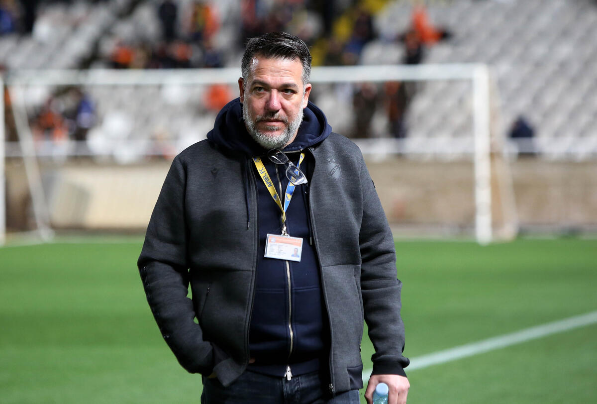 Η θέση του ΑΠΟΕΛ για την στάση της Αστυνομίας! thumb