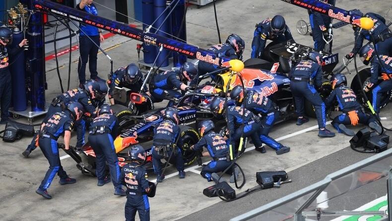 Η Pirelli θυμήθηκε πως το ένα pit-stop οδηγεί σε βαρετούς αγώνες thumb