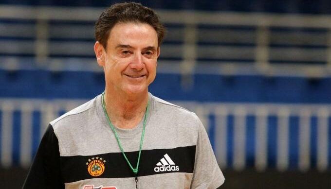 Συγκίνησε ο Πιτίνο: «Ο Πάρης θα κοιτάζει με περηφάνια» thumb