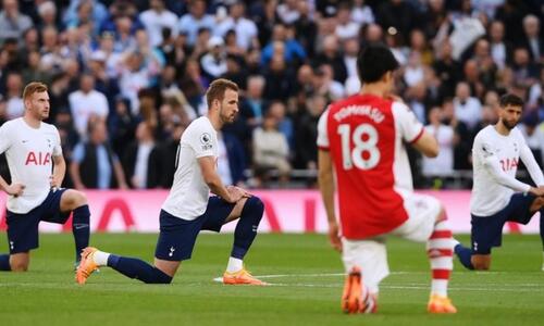 Η Premier League ξανα...γονατίζει ενάντια στον ρατσισμό thumb