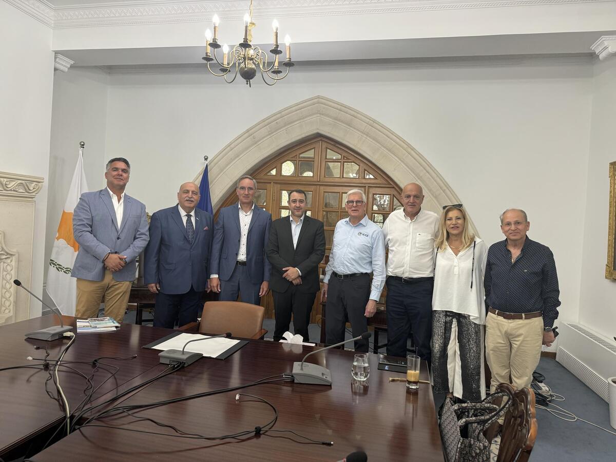 Μήνυμα στήριξης των προπονητών από το Προεδρικό σε ΚΟΑ και ΠΟΠΑ thumb