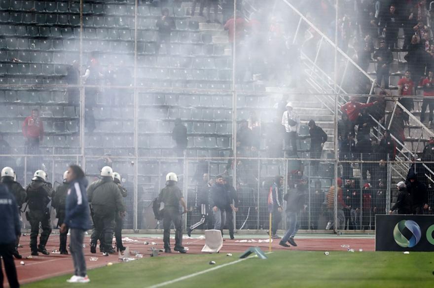Αναβολή στην απολογία του Ολυμπιακού για τα επεισόδια στο Βόλο thumb