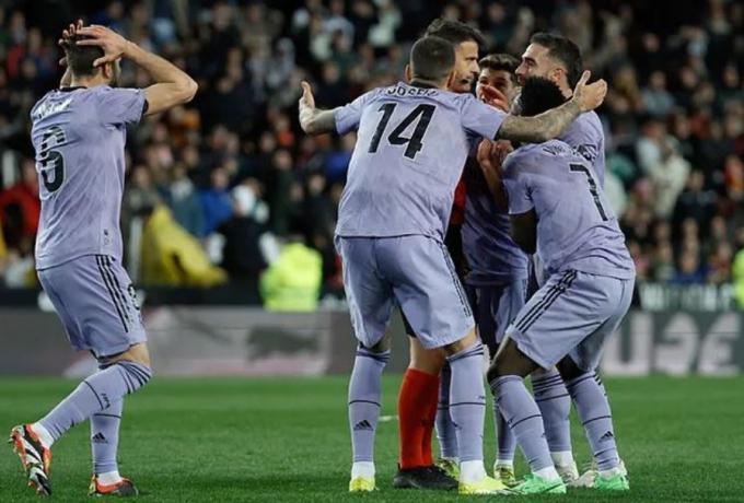 Η εξήγηση για την φάση που έγινε viral στο Βαλένθια - Ρεάλ (βίντεο) thumb