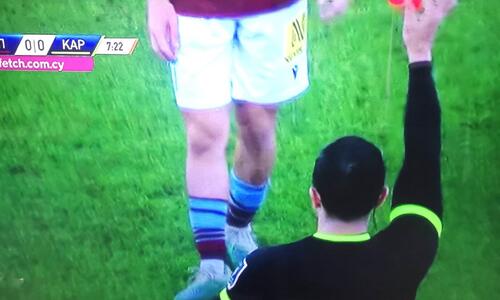 Απ’ ευθείας κόκκινη στο 8’! (pics) thumb