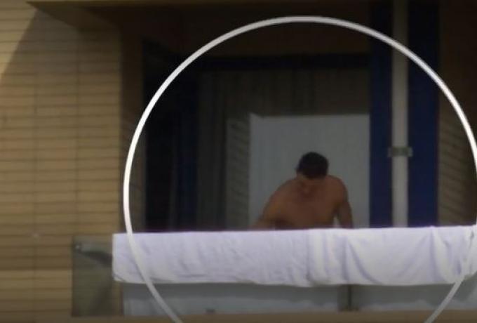 Τι έκανε ο Κριστιάνο γυμνός πίσω από την πετσέτα; (vids) thumb