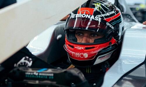 Formula 1: Ο ρόλος του Σουμάχερ στην αλλαγή κράνους του Ράσελ thumb