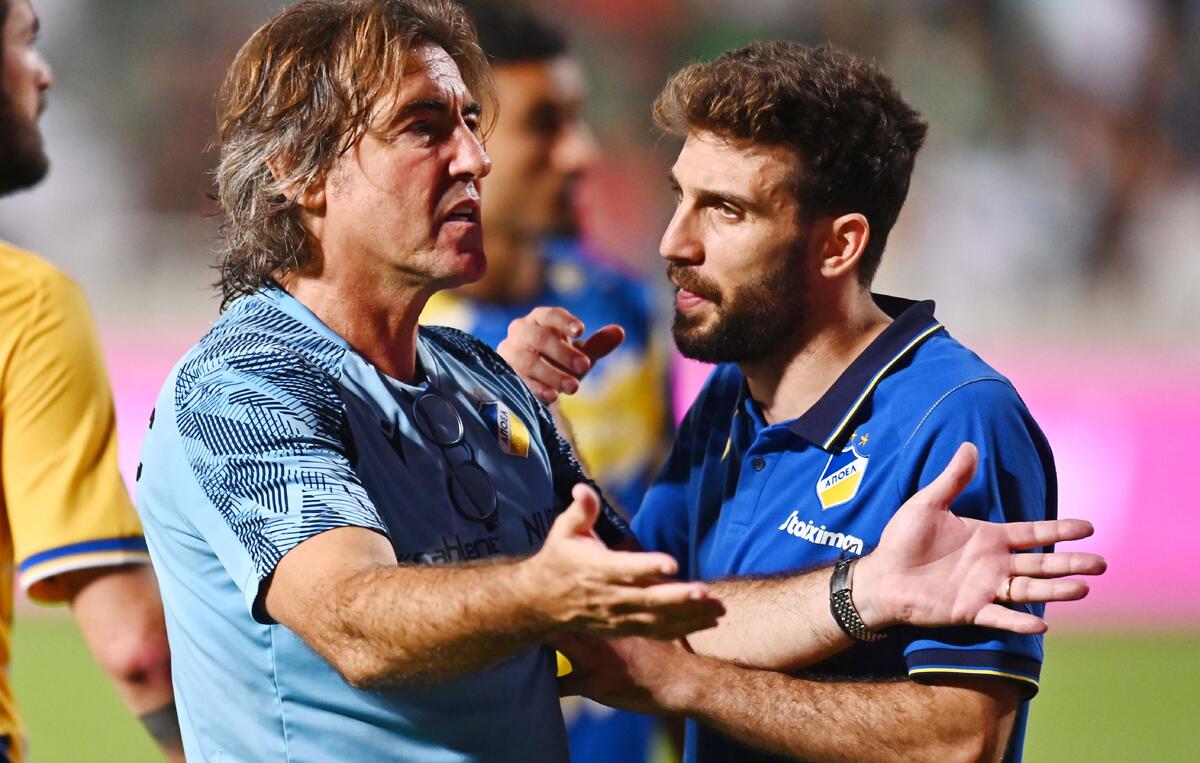 Αυτός είναι ο αντικαταστάτης του Μαρκίνιος!  thumb