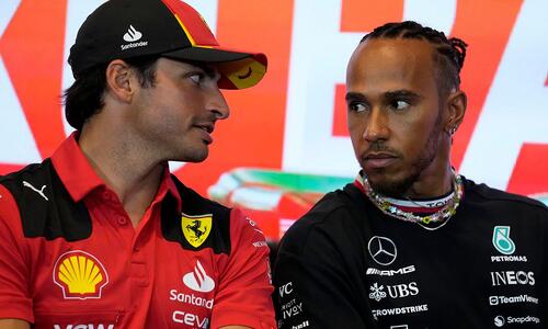 Γράφουν για τρελή προσφορά της Ferrari στον Χάμιλτον thumb