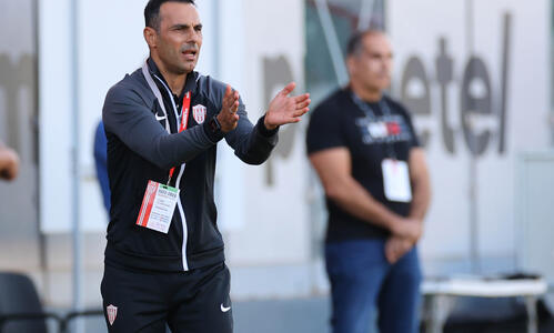 Νέα Σαλαμίνα: Οι πρώτοι 11 του Πουρσαϊτίδη με Ανόρθωση  thumb