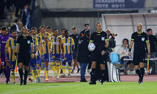 Πάφος FC-ΑΠΟΕΛ: Φωτορεπορτάζ από το «Στέλιος Κυριακίδης» thumb