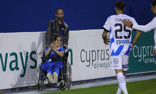 Υπέροχη στιγμή μετά το ντέρμπι! (φωτογραφίες) thumb