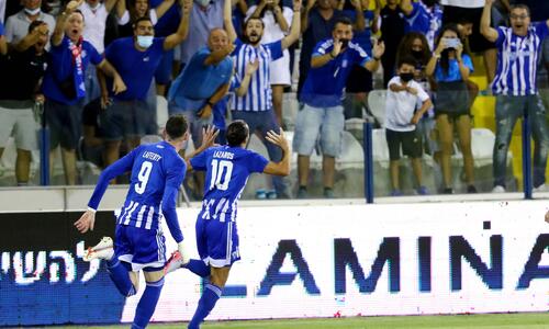 Τελικό σφύριγμα και πανηγυρισμοί (video)    thumb