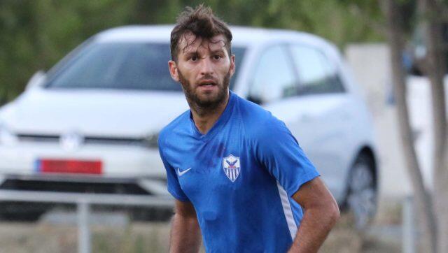 Αποβολή Αμπαρτζουμιάν και με δέκα παίκτες η Ανόρθωση  thumb