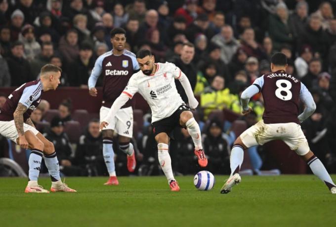 Stop στην Λίβερπουλ στη ματσάρα του Villa Park thumb
