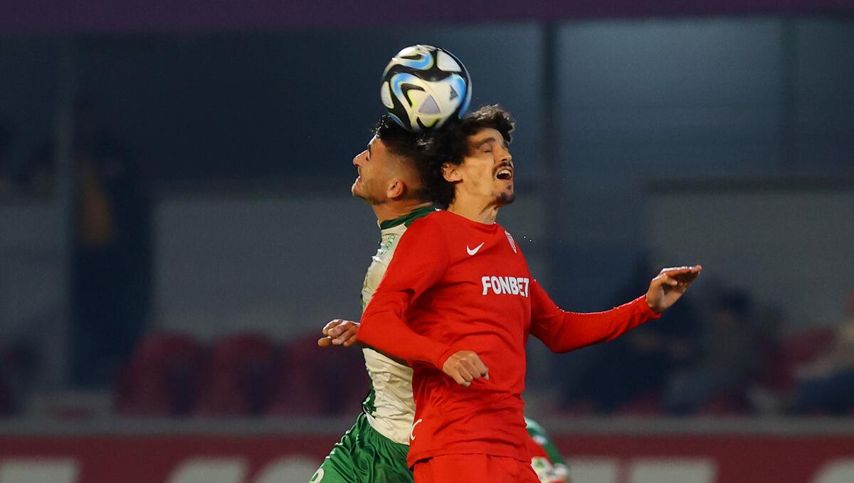 Στιγμιότυπα: Έτσι έμειναν στο 1-1 Νέα Σαλαμίνα και ΑΕΖ thumb