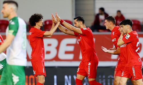 ΑΕΖ - Σαλαμίνα 0-3: Του VAR, του πέναλτι και της κόκκινης! thumb