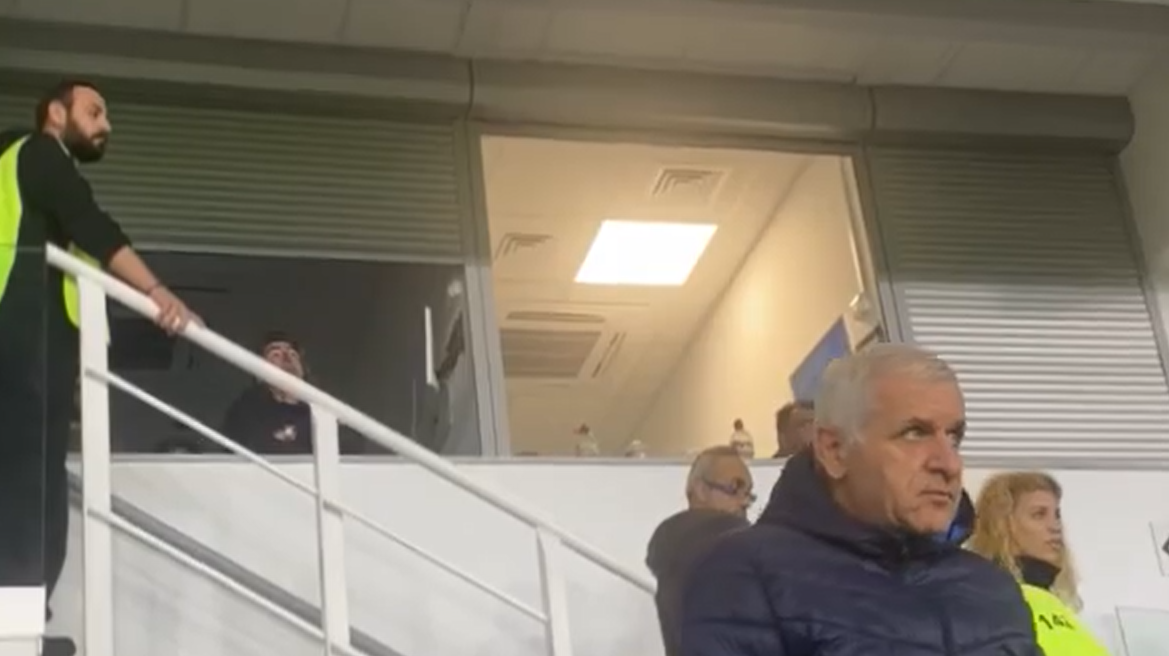 Βίντεο: Ένταση με Σα Πίντο και κόσμο - ζήτησε σεβασμό ο Πορτογάλος thumb