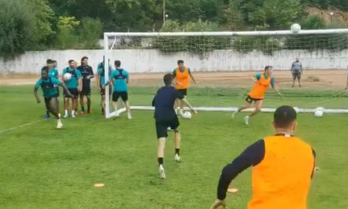 Έγινε της κεφαλιάς στον Εθνικό (video) thumb