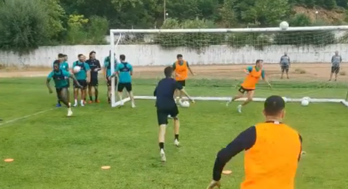 Έγινε της κεφαλιάς στον Εθνικό (video) thumb