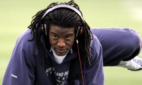 Σοκ: Συνελήφθη πρώην παίκτης του NFL για τη δολοφονία της μητέρας του thumb