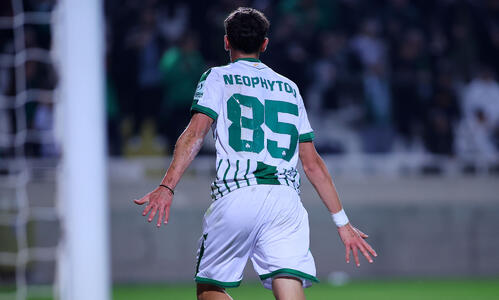 Βίντεο: Νεοφύτου σκόρερ back to back thumb