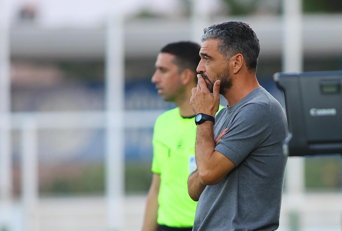 Μαρτίνς: «Αξίζαμε τη νίκη, είχαμε ομαδικό πνεύμα...» thumb