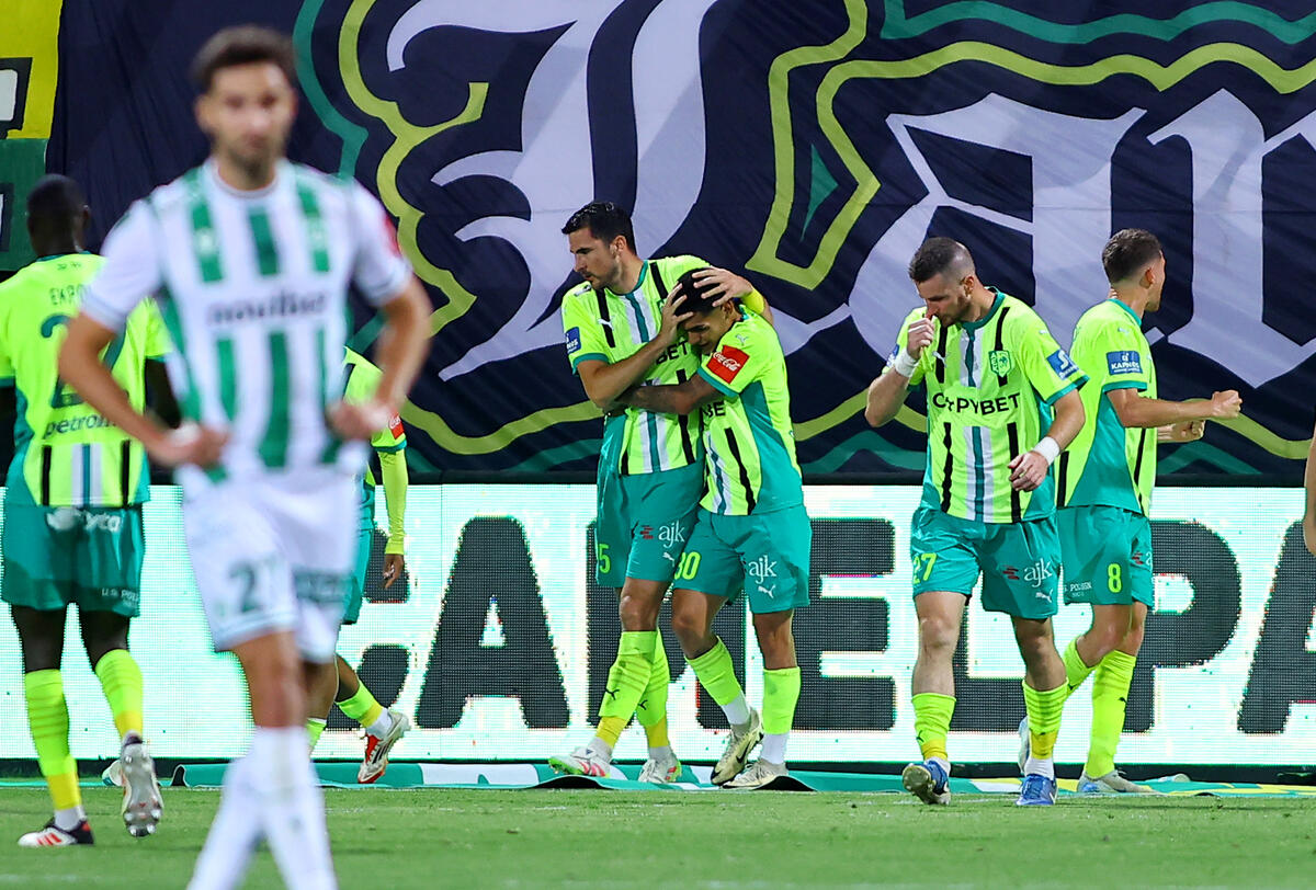 ΑΕΚ-Ομόνοια 2-1: Έφυγαν για τελικό οι «κιτρινοπράσινοι», απογοήτευση για το «τριφύλλι» thumb