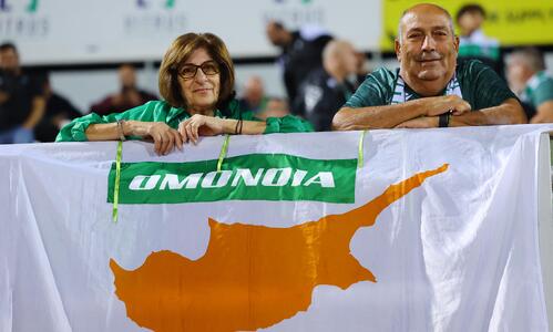 Ο κόσμος της Ομόνοιας στο «Τάσος Μάρκου» (ΦΩΤΟΣ) thumb
