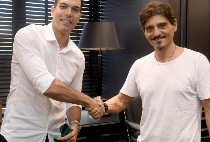 Πρώτη δήλωση Σλούκα για το deal με τον Παναθηναϊκό! thumb