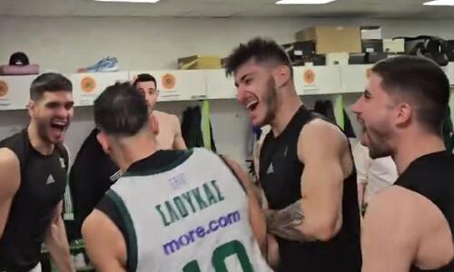 Έγινε χαμός με Σλούκα στα αποδυτήρια (ΒΙΝΤΕΟ) thumb