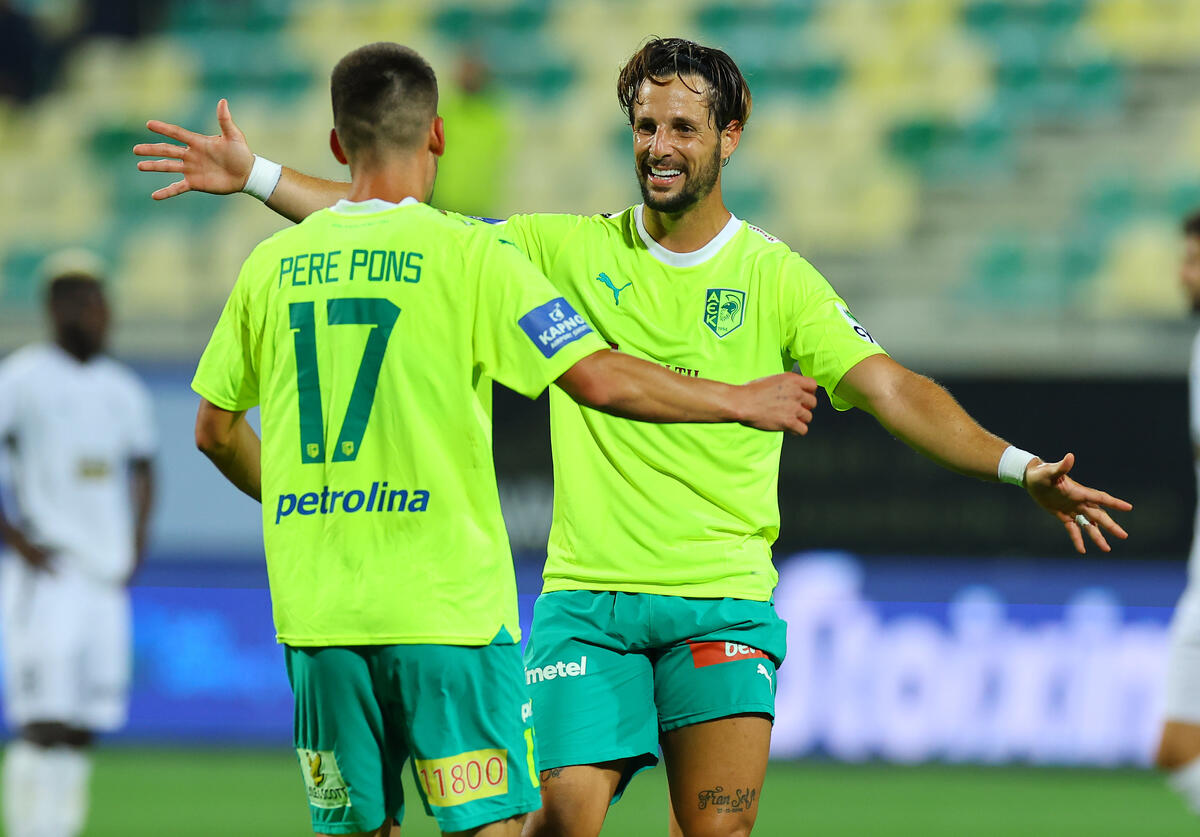 ΒΙΝΤΕΟ: Η γκολάρα του Πέρε Πονς για το 3-0 thumb