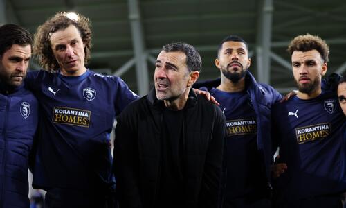 Συγκινητικές στιγμές... στο «αντίο» του Καρσέδο (ΦΩΤΟΣ) thumb