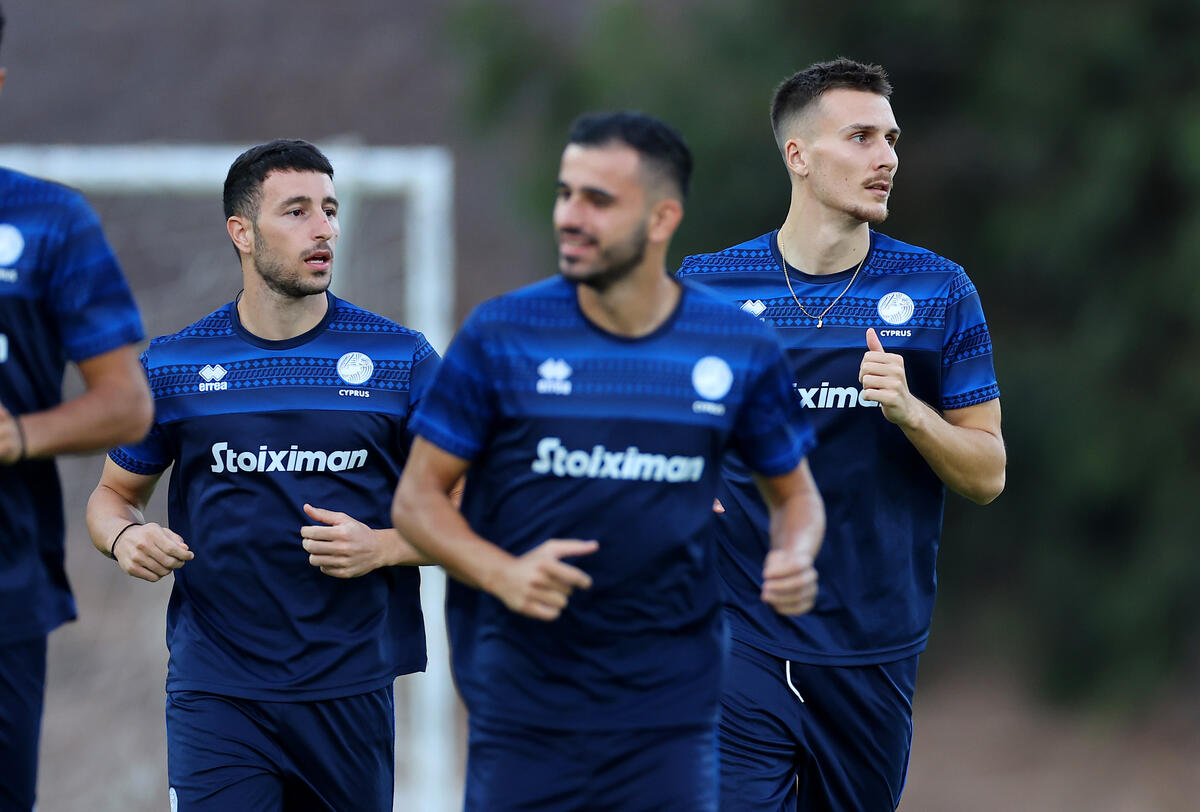 Φωτορεπορτάζ απο την προπόνηση της Εθνικής Κύπρου thumb