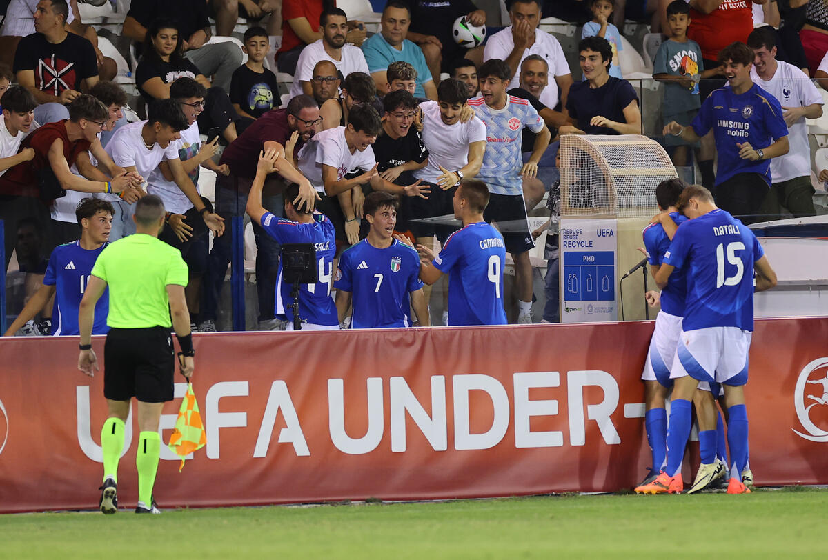 Euro U17: Το ζευγάρι του μεγάλου τελικού thumb