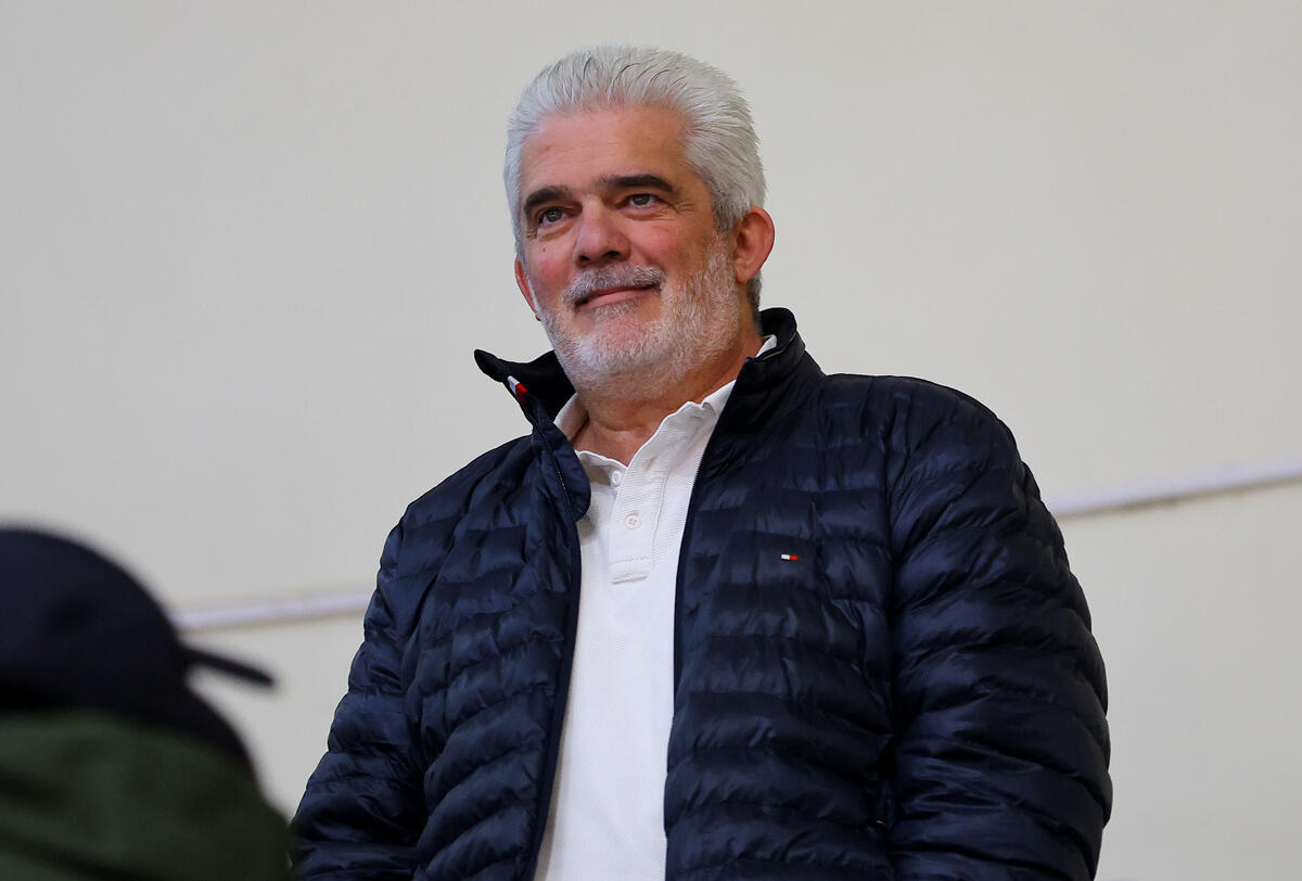 «Χτυπήθηκε στο κεφάλι ο αρχηγός της ομάδας - Πηγαίνουμε σε ένα γήπεδο και υπάρχει τρομοκρατία» thumb