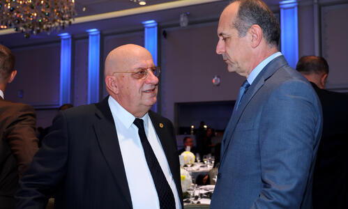 Κούμας: «Δεσμευόμαστε να δίνουμε τα πάντα για την πρόοδο του ποδοσφαίρου» thumb