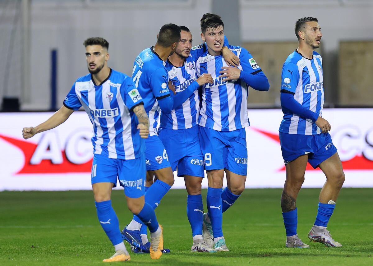 Ανόρθωση-Οθέλλος 2-1: Ολική ανατροπή με 10 και… «υπογραφή» Τσίκο-Καστέλ!  thumb