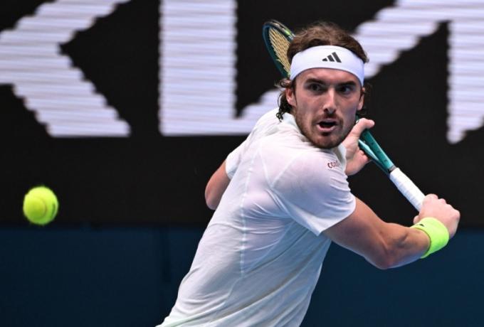 Τσιτσιπάς: Χάνει το Davis Cup και τη μάχη με τον Τζόκοβιτς thumb