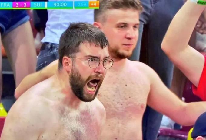 Περιζήτητος ο Ελβετός «superfan» από εταιρίες (pic) thumb