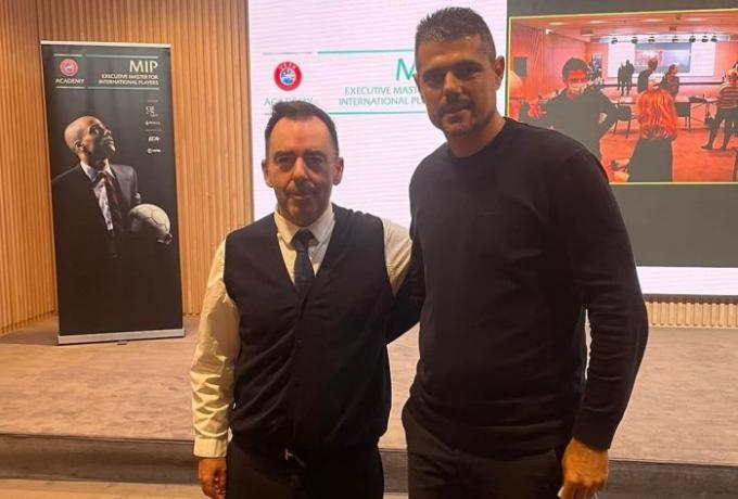  Σε σεμινάριο της UEFA στην Πορτογαλία ο Ταυλαρίδης thumb