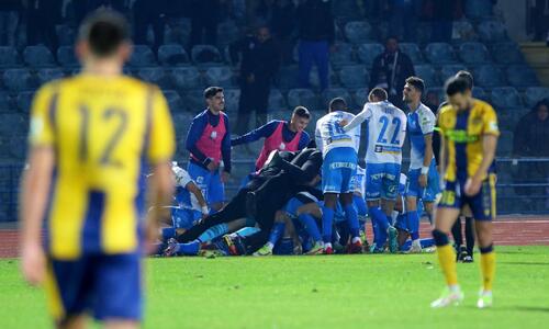 Απόλλων-ΑΕΛ 2-1: Ανατροπή τίτλου με Ίντζια! thumb