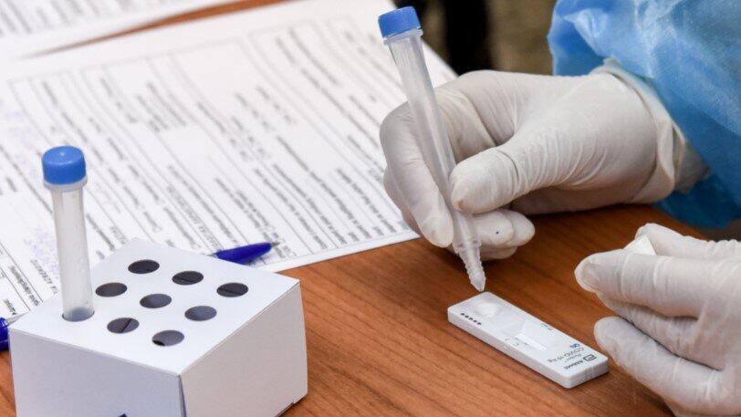 841 κρούσματα και 10 θάνατοι στην Ελλάδα thumb