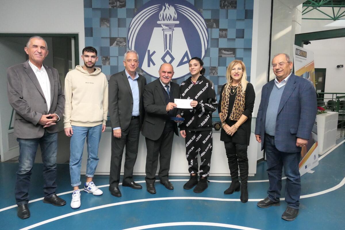 Επίδοση επιταγής του Σχεδιασμού Προοπτικής από την ηγεσία του ΚΟΑ thumb