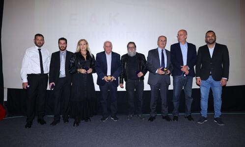 ΕΑΚ: Η κριτική επιτροπή για τα Δ’ Δημοσιογραφικά Βραβεία thumb