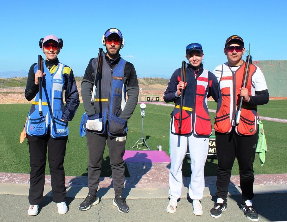 Χρυσό και χάλκινο μετάλλιο  στο «Skeet Mixed Team» thumb